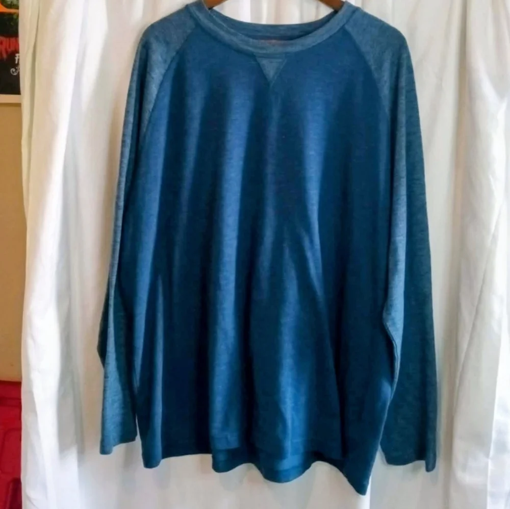 Eddie Bauer XXL Two-Tone Navy Raglan Crewneck Shirt Soft Casual V Stitch Comfy - Picture 2 of 5